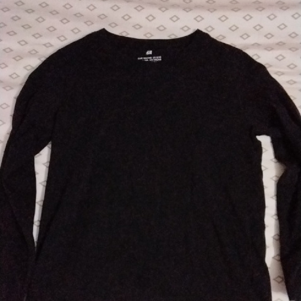H&M Kid's Black Long-Sleeve Crewneck Tee